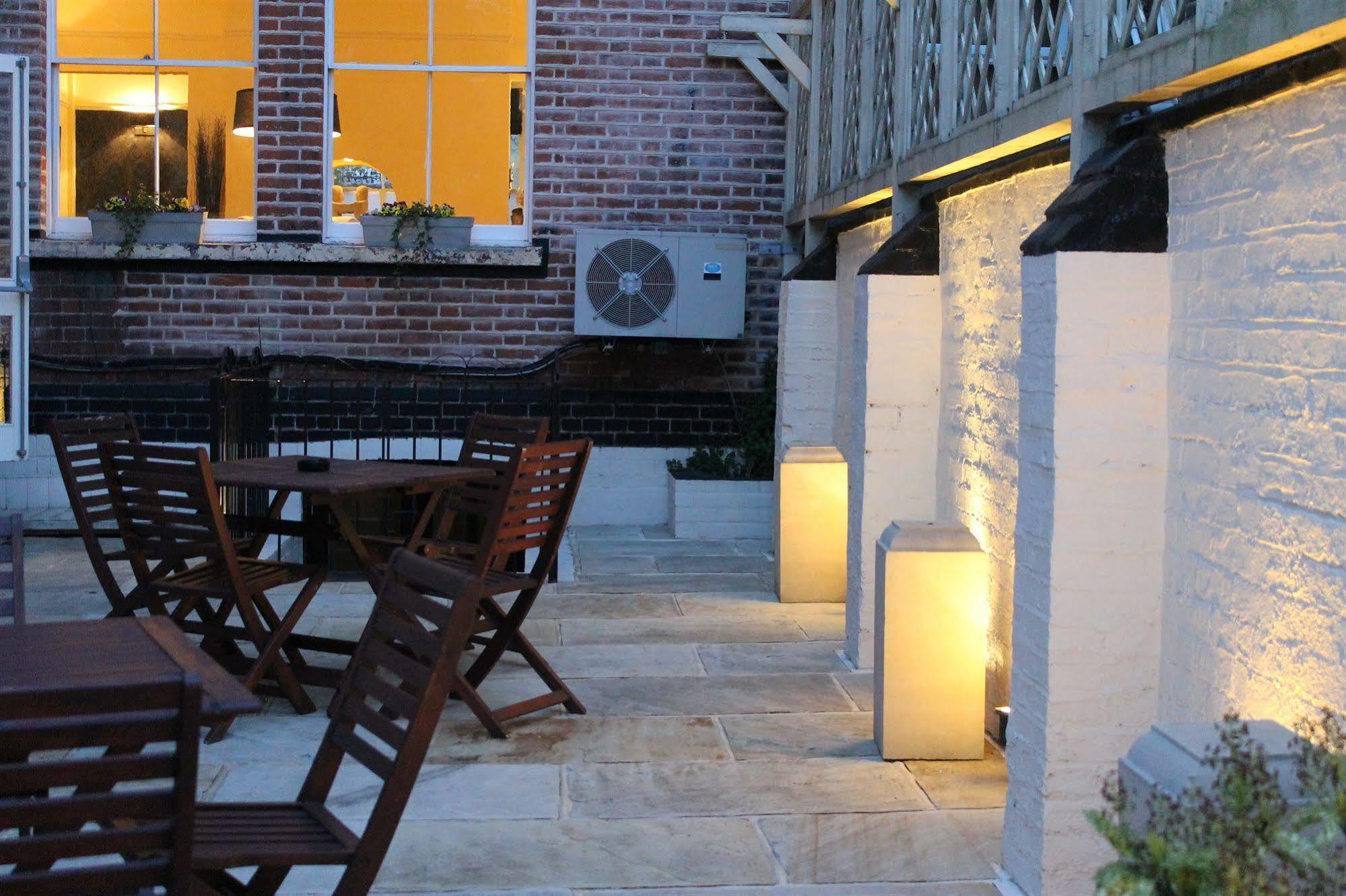 Andover House Hotel & Restaurant - Adults Only Great Yarmouth Dış mekan fotoğraf